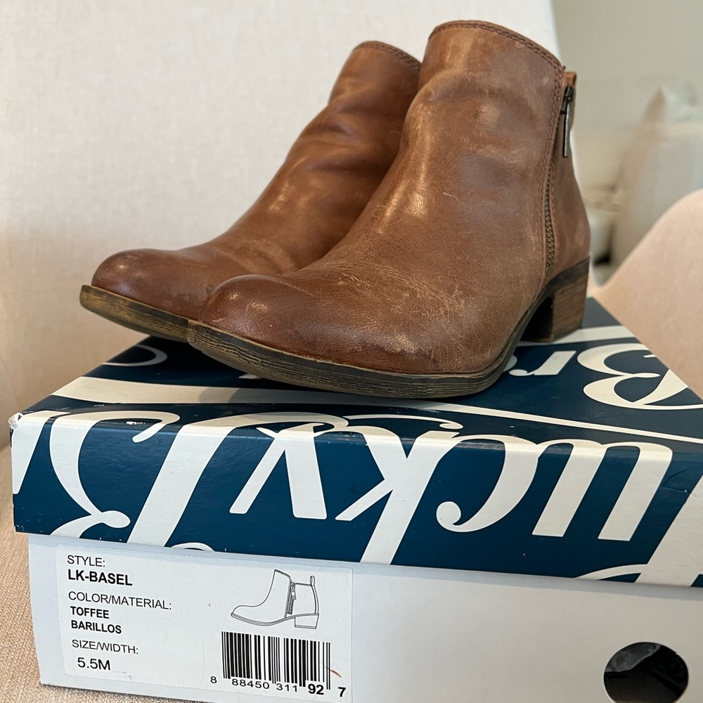 Lucky Brand Basel Booties Toffee Size 5.5M